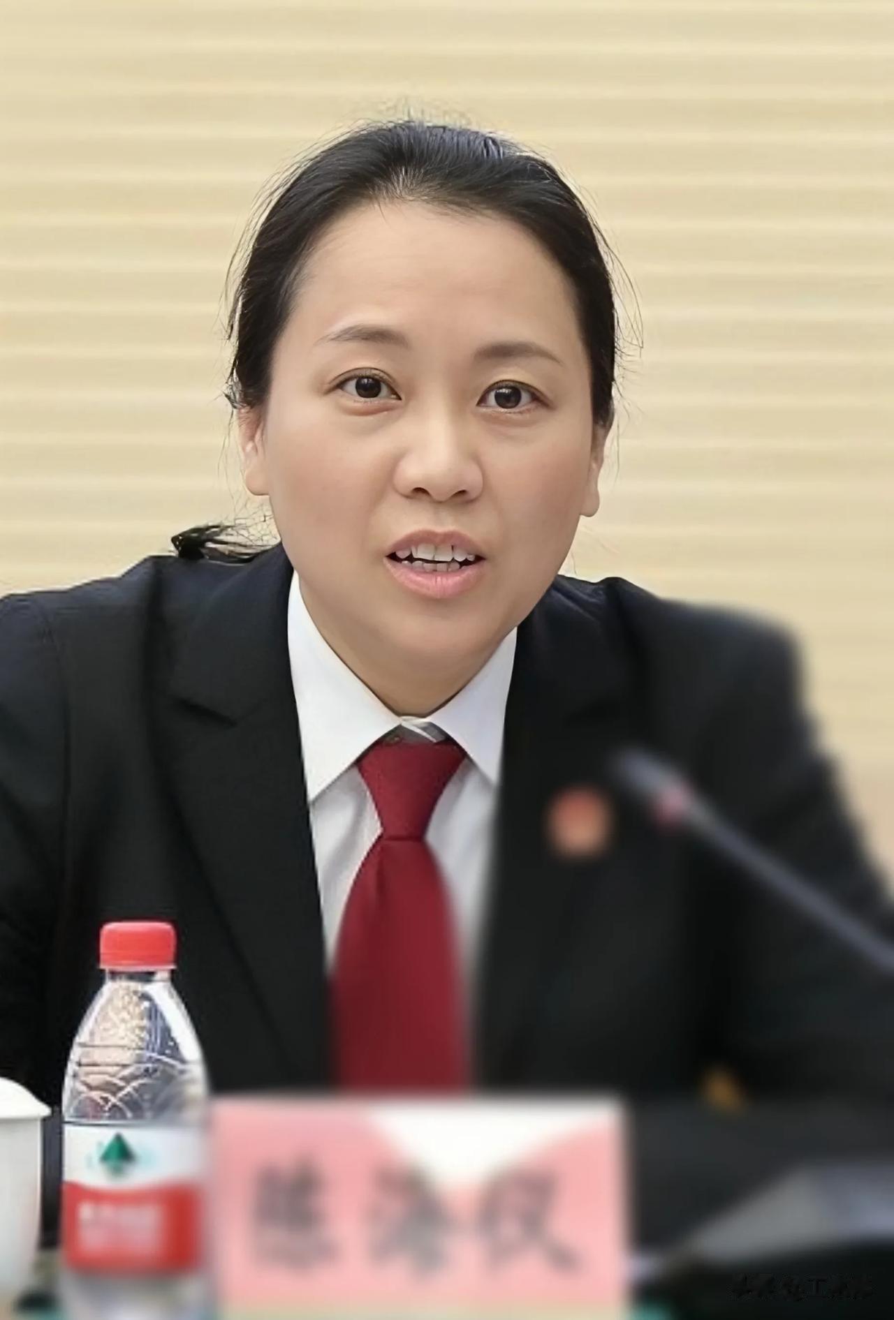 估计陈海仪自己都没想到，因为一项罔顾民生的提案，很快就掀起了电瓶车江湖的腥风血雨