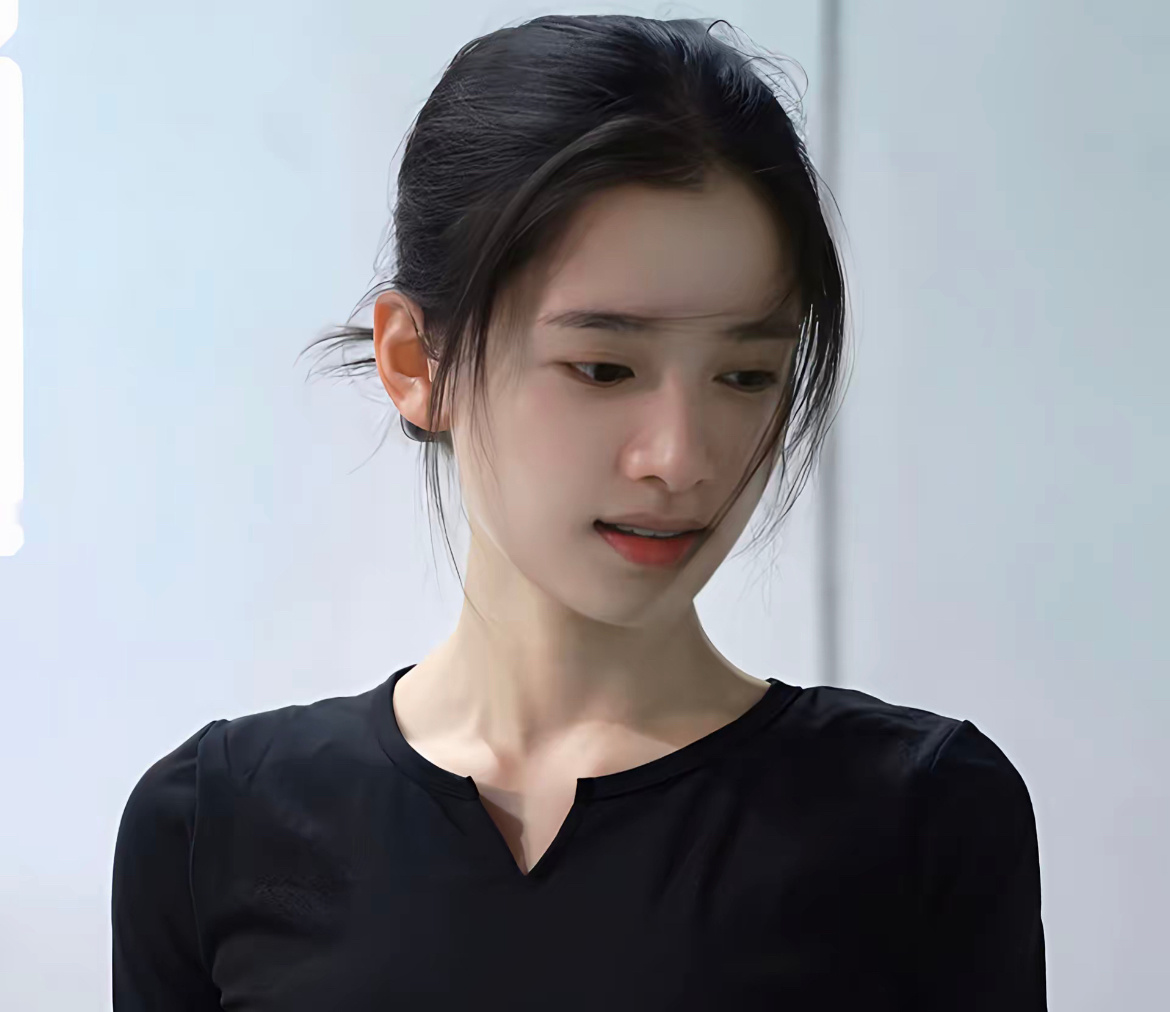张婧仪 ​​​