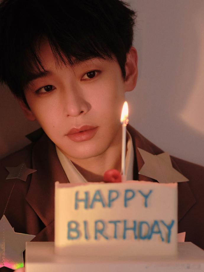 王牌对王牌祝彭昱畅生日快乐王牌祝彭昱畅新的一岁继续与美好同行彭昱畅获《王牌对王牌