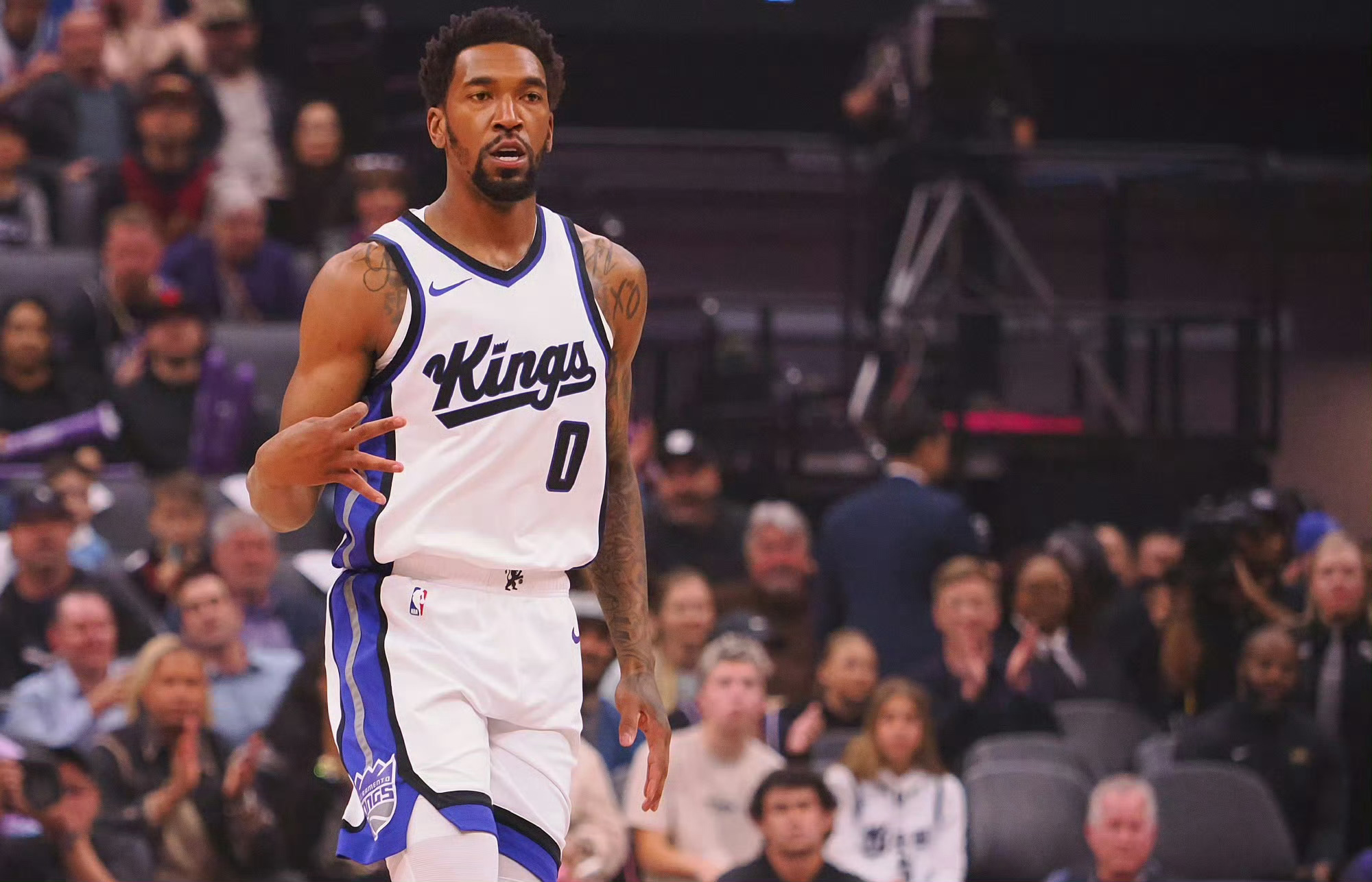 Brett Siegel报道，送走蒙克可能得需要国王搭选秀权。 nba交易市场