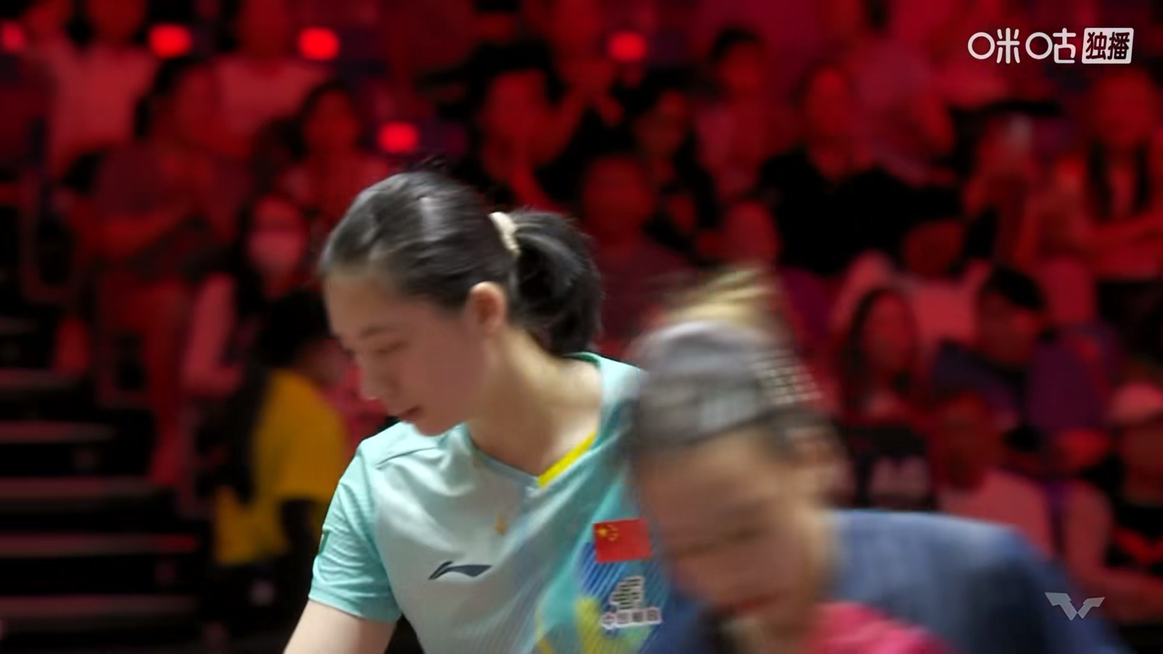 陈熠3比0舒麟茜(11-8，13-11，11-7)晋级WTT新加坡大满贯2026