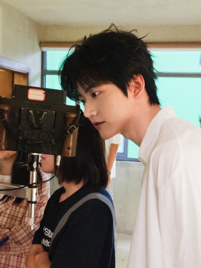 周柯宇金吾不禁官宣开机照 ​​​​周柯宇金吾不禁官宣开机照，谦谦公子张行简上线~