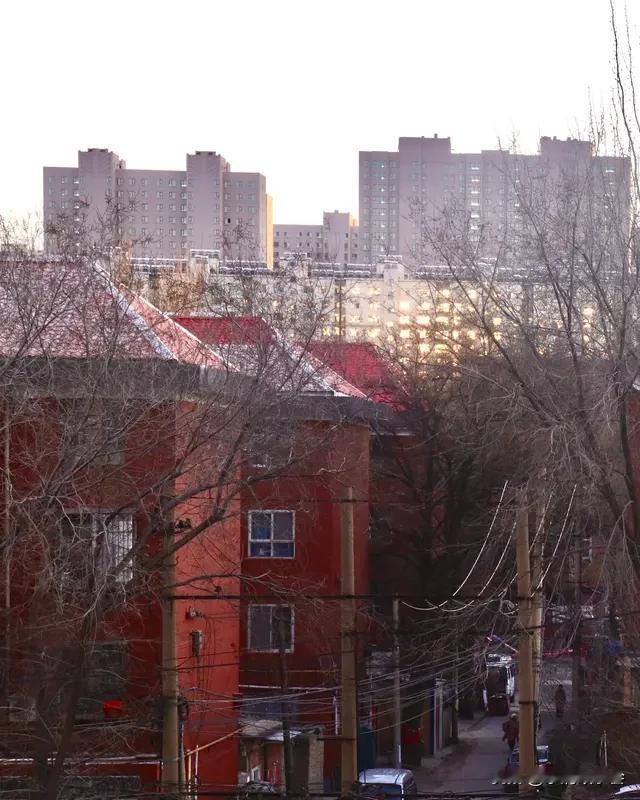 山西冬天的“双重快乐”，简直绝了！
先说这极致浪漫的美景。一场大雪过后，恒山、太