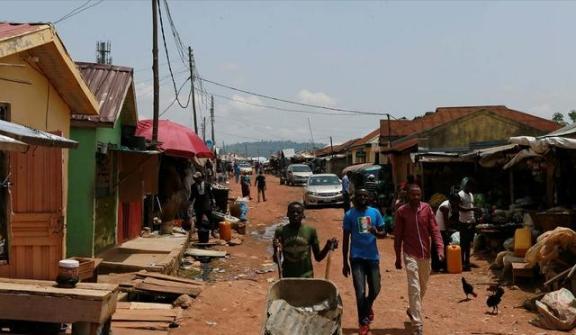 为什么非洲一直没发展起来？我来讲一个实例：非洲第一大国，尼日利亚，人口2.5亿。