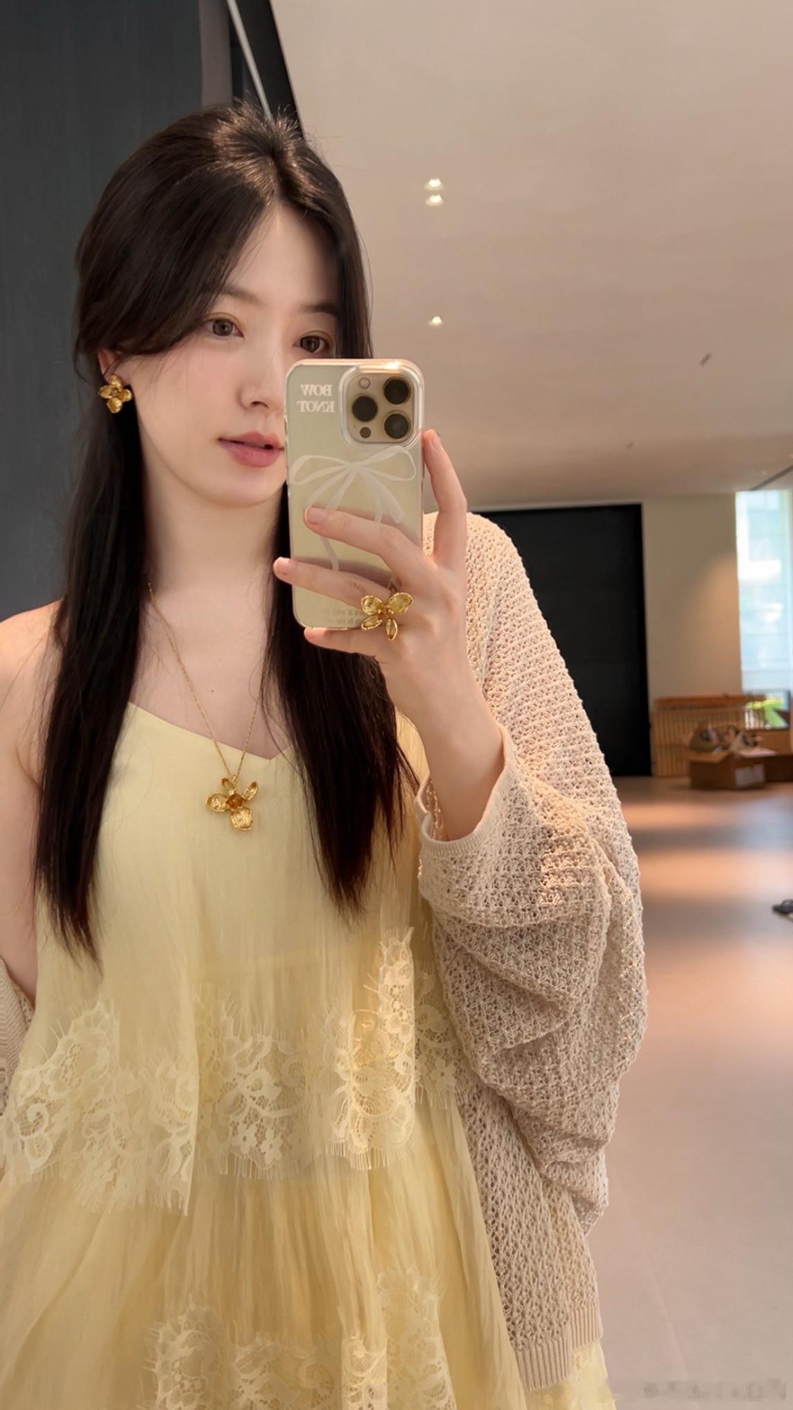 搭配真的是让人很开心的一件事感觉最近能量满满哈哈哈✨剧透：下一期仙爆了！！！你们