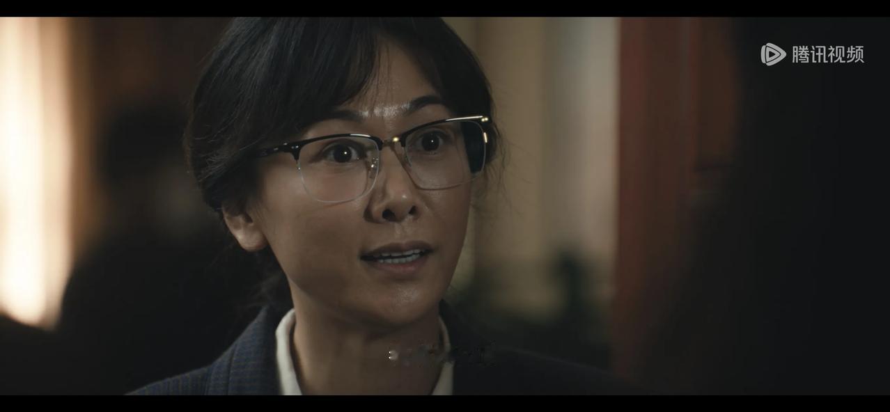 李凤歌对金丽娜的态度，让人越来越看不懂，马憩也出了问题。

越到最后，看的人越想