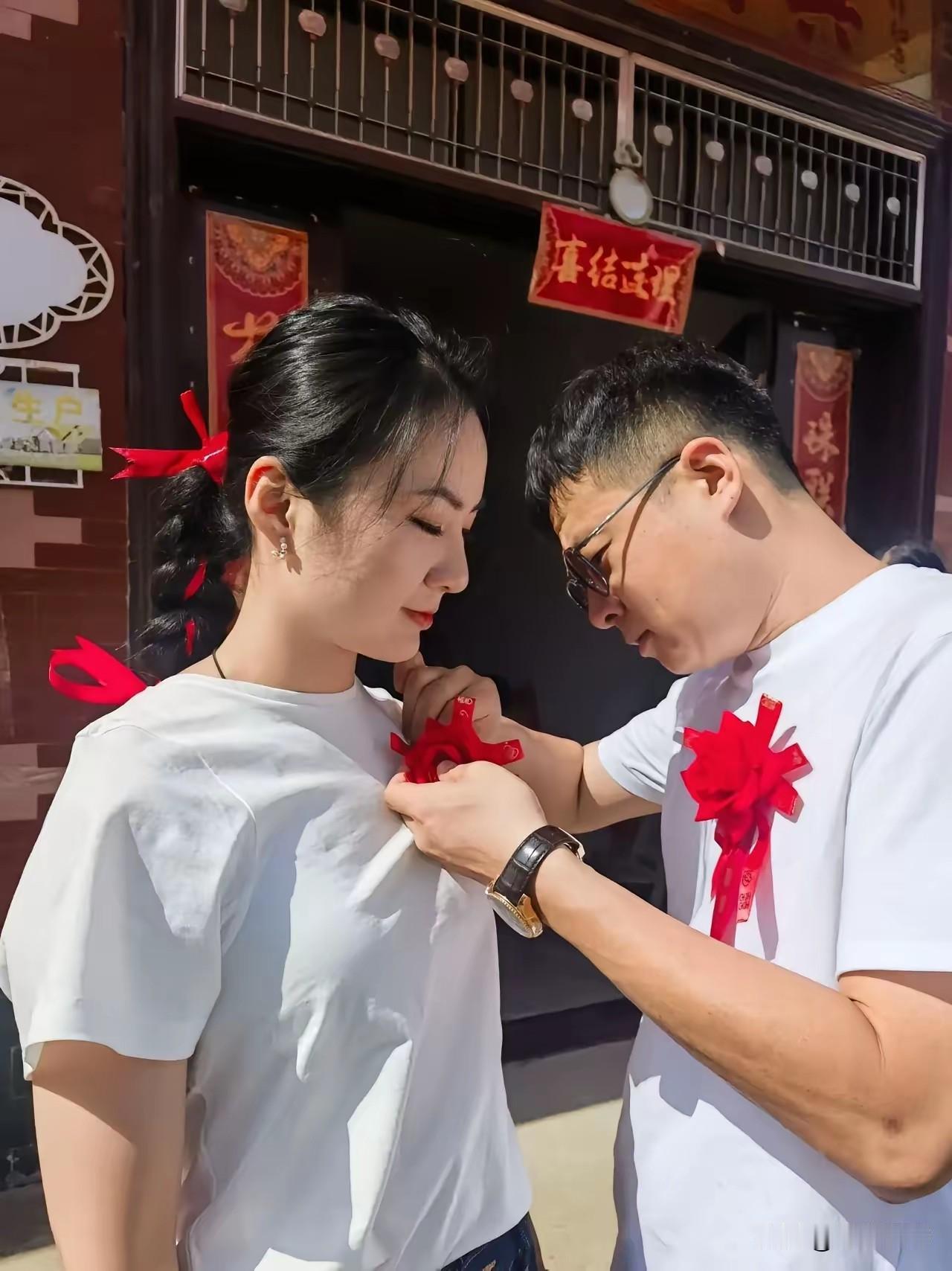 见过一场特别简单的婚礼，年轻人的婚恋观让人感慨
 
本文为网络故事改编，探讨当代