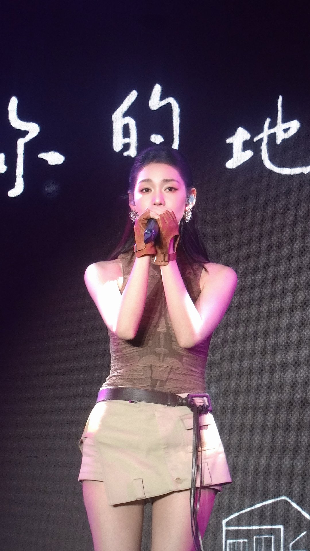 段奥娟青春的每一步都不白走 走心发言直抵心底，眼里盛满对音乐的热忱，一路走来，所
