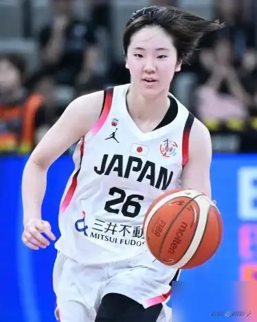 宁可被活活打爆，也绝不主动叫暂停。
9月8日，日本女篮63比84惨败匈牙利，连