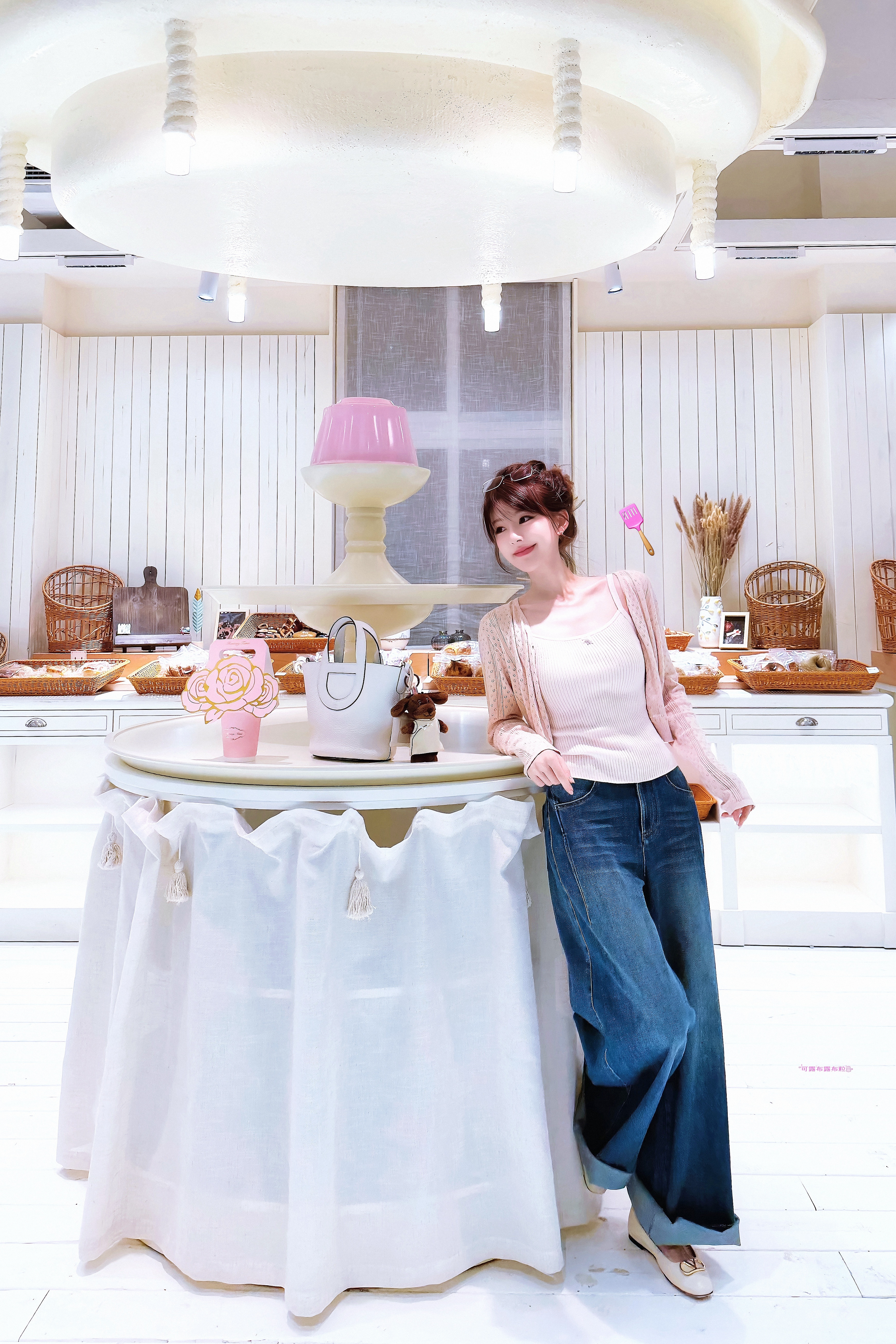 甜品店里最甜的小蛋糕🧁赵露思 ​​​