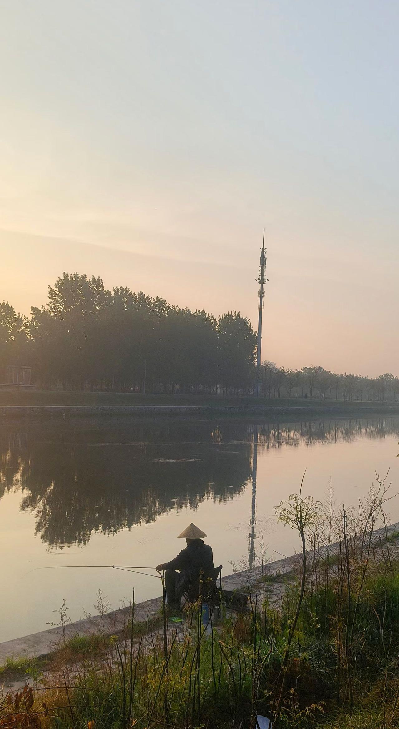 阴阳顺逆妙难穷，二至还归一九宫。
若能了达阴阳理，天地都在一掌中。旅行推荐官 寻