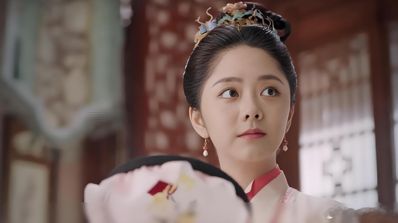 谭松韵，一个在影视圈快速崛起的女神，用她的一部部热播剧征服了我们的心！今天，就让