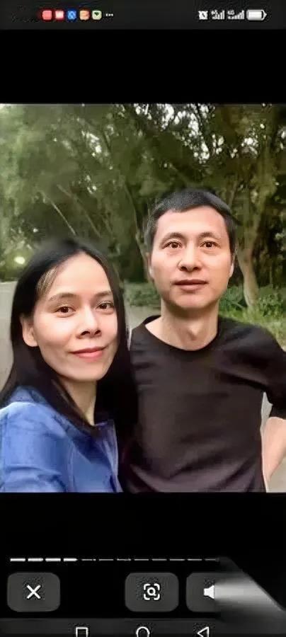 刷到优优妈妈的话，我手里的奶茶差点洒在裙子上。

她问那个凶手：“你那么讨厌我女