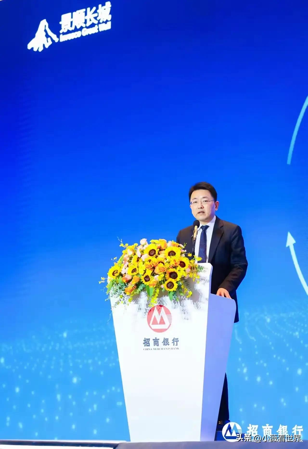 国内公认的五大顶级信用卡
1、招商银行    运通百夫长白金卡
2、农业银行  