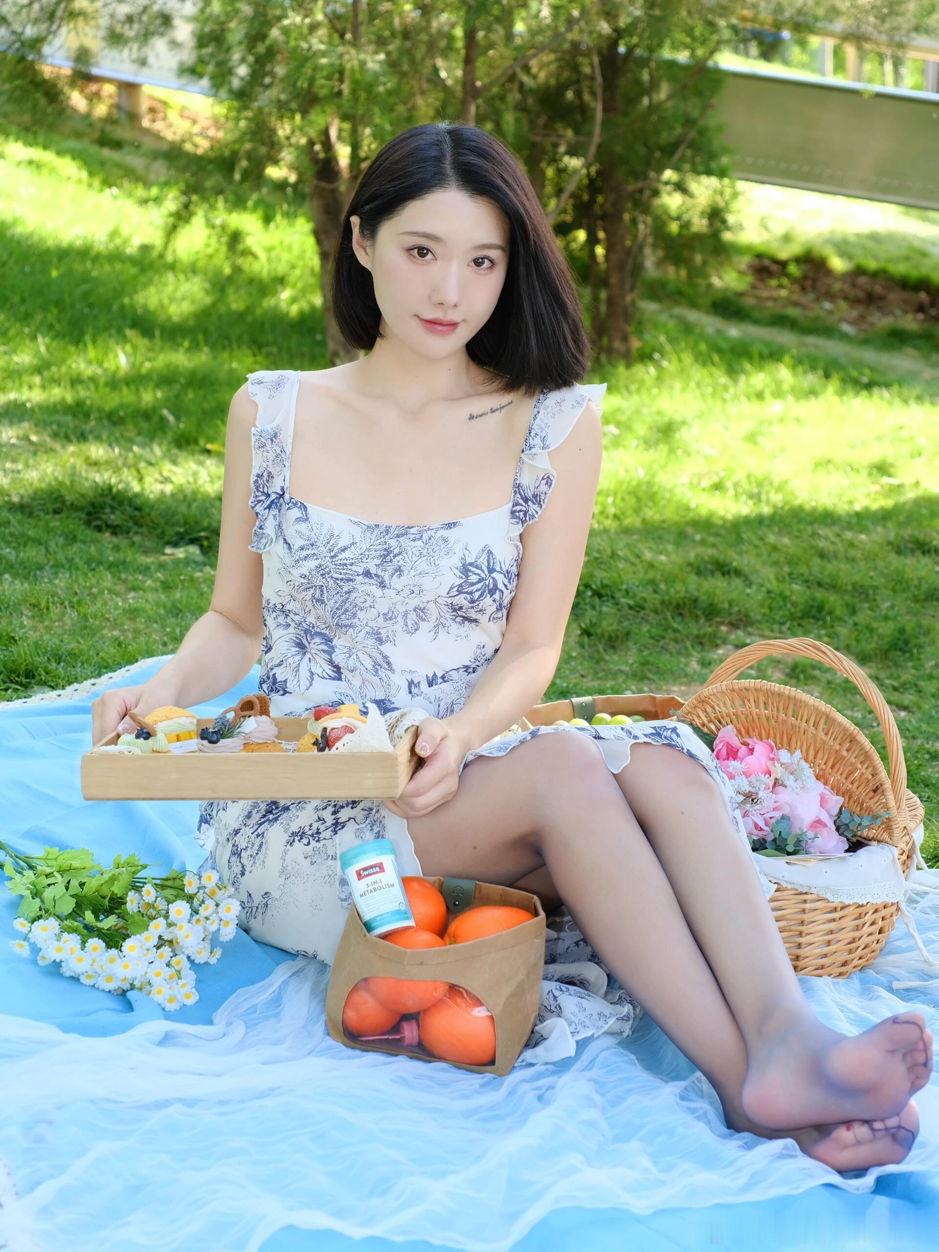 穿丝袜去露营～ ​​​