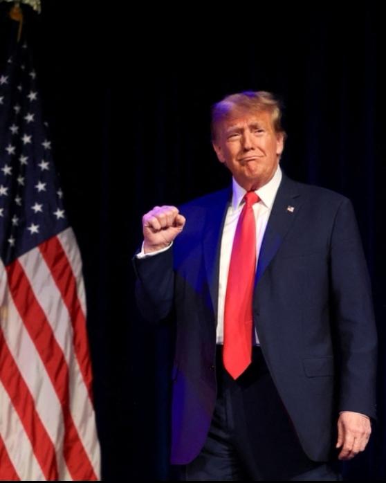 【国外为什么评论说特朗普有自主破坏性】
        国外说特朗普有自主破坏性