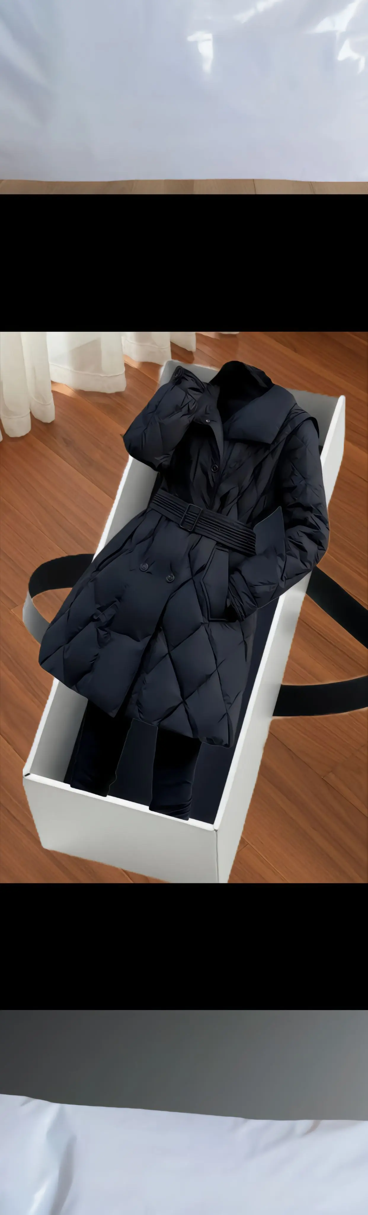 这件棉服上身很好看！修身的版型恰到好处地勾勒出身材曲线，视觉上拉长身形...