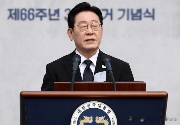 3月17日，韩国总统李在明通过社交平台发声，直接驳斥共同民主党内部激进派的检察改