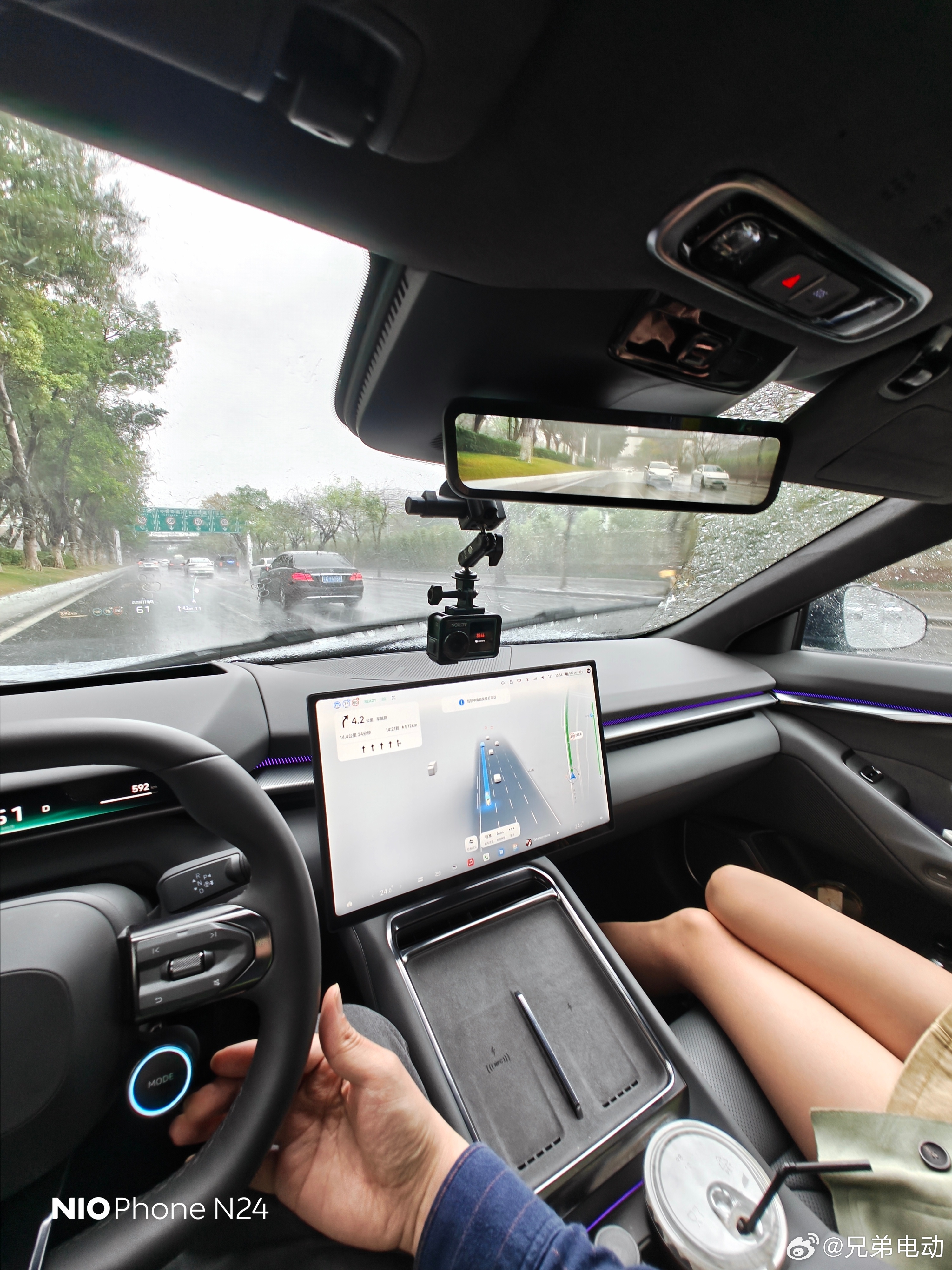 已经飞回江苏，分享下这两天在广州天天开小鹏VLA2.0的感受吧。我有新P7，说实