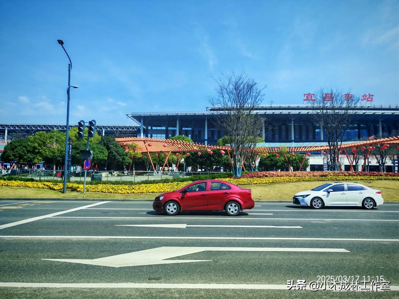 宜昌北站开通后动车票价却遇调整，乘客们会如何选择？动车部分票价降价，新开通的宜昌