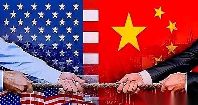 风向变得真快啊。
前几年还把“不友好”当流量密码，现在呢？数据都开始悄悄回调了，