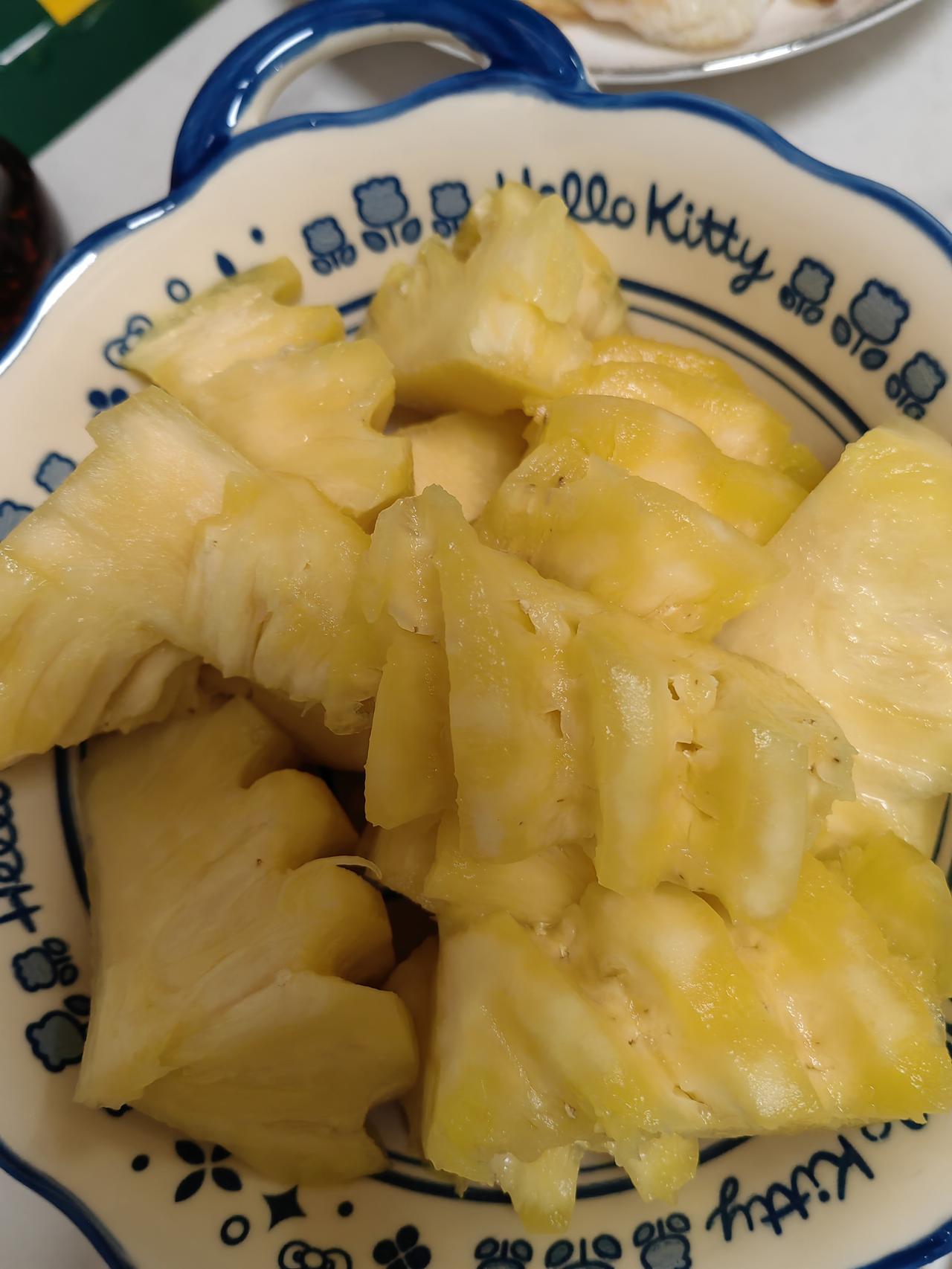 除非你真是靠炒房谋生的，否则没多少人愿意那样割肉吧。不是靠它赚钱，至少要回归一个