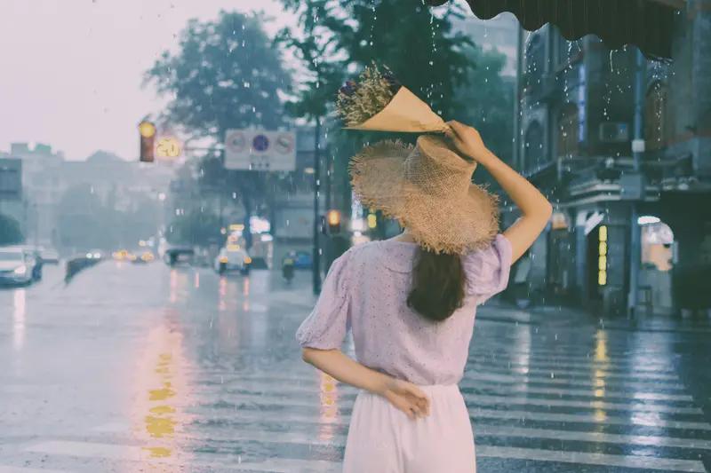 删了又加，加了又删，我到底是爱还是不甘心？
 
同一个人，我和好了很多次。
身边