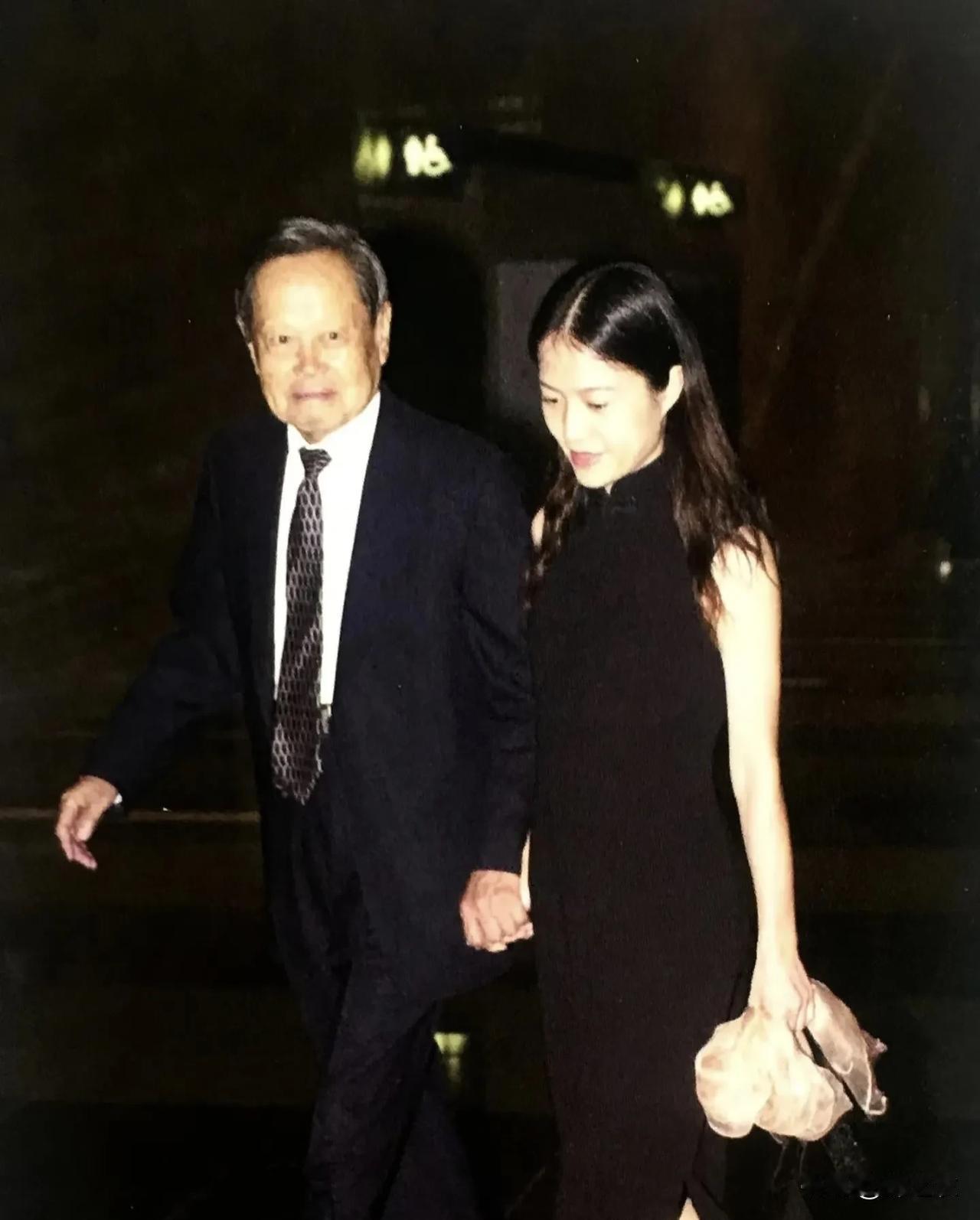 进修型婚姻，到翁帆莫名其妙想到这个词，因为她的婚姻实在是太典型了，因为婚姻进修之