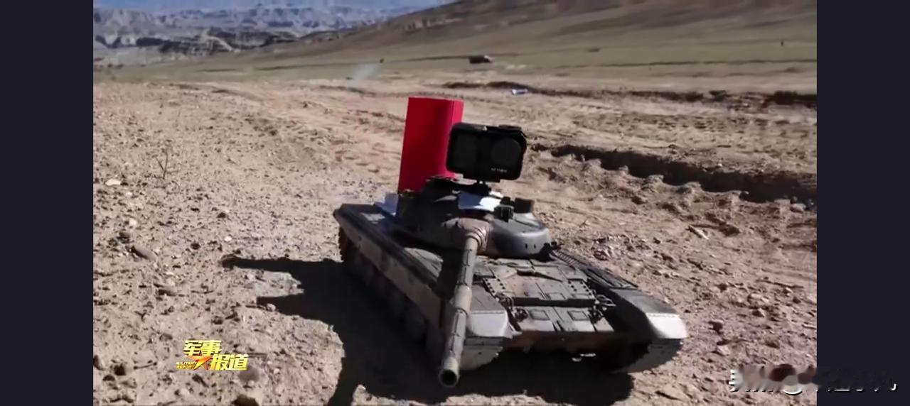 陆军也“卷”起来了！演习现场惊现无人小坦克，未来步兵标配？

近日，在军事报道节