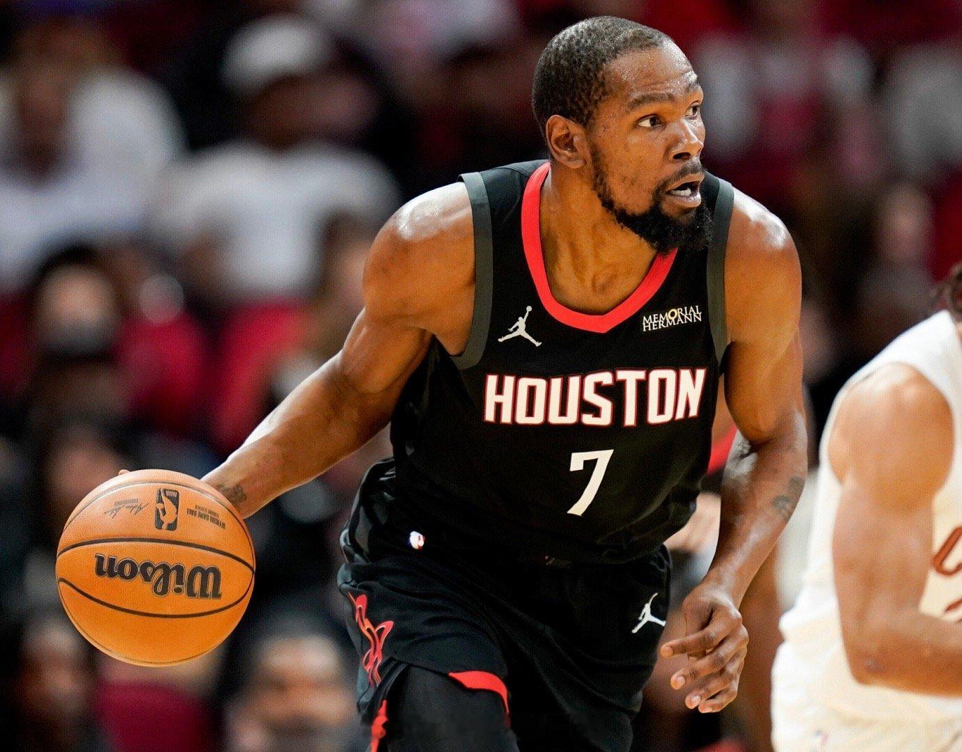 杜兰特：“人们往往在失去后才懂得珍惜。谁都想要得到认可，但时间久了，这些其实都无