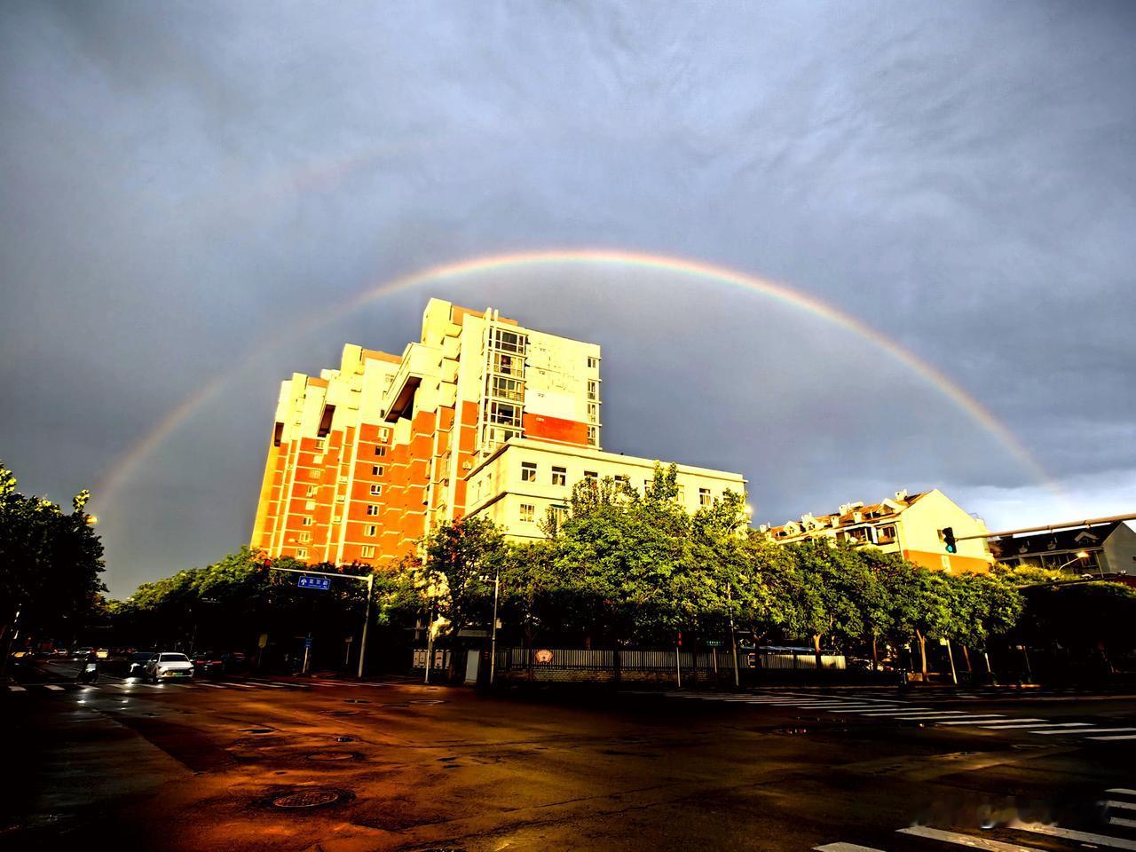 雨后彩虹🌈