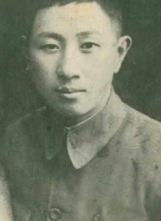 西安事变舍身救蒋的翁自勉，中弹致残后，蒋介石的回报太现实。
 
1936年12月