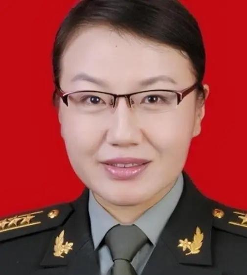 从被怀疑有“内鬼“到真相震惊全球：一个中国女军事专家如何用公开数据精准推演美军航