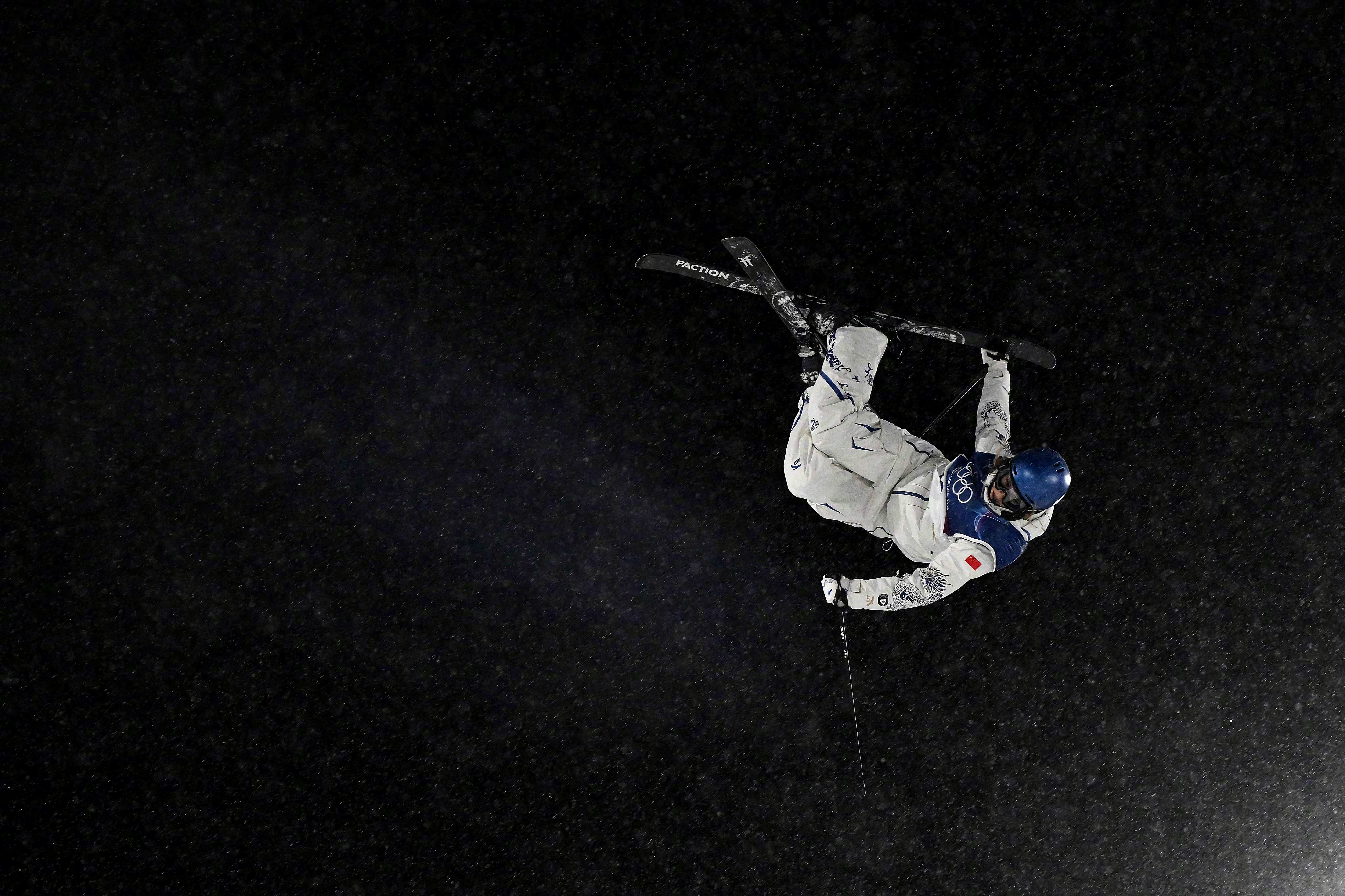 谷爱凌生来就属于天空【生来就属于天空的人！中国国家队祝贺谷爱凌夺银 】米兰冬奥会