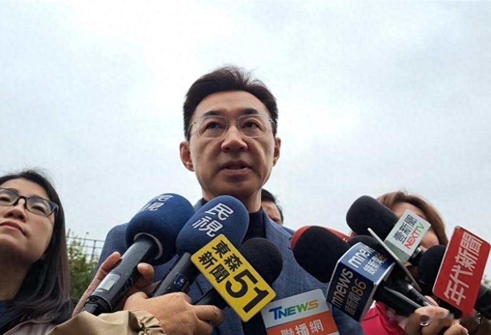 台媒5月14日报道，台"立法院"副院长江启臣当天接受专访时表示，中美北京会晤是典