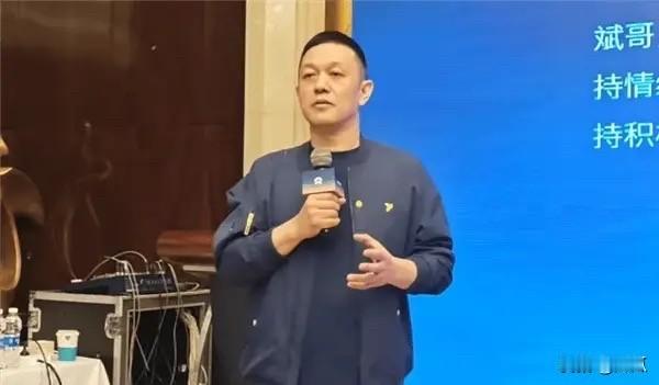 李斌：网暴我无所谓，CEO的一个责任就是娱乐大家

日前，在用户活动上回应了关于