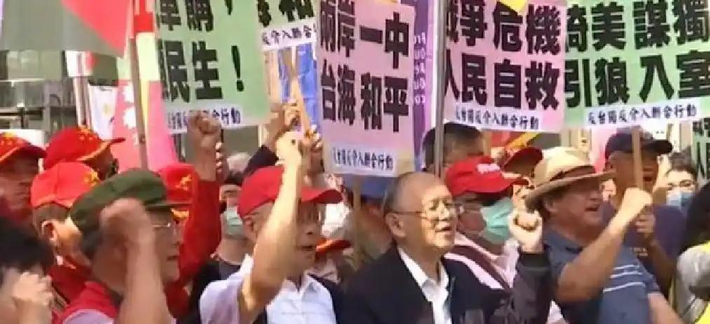 国民党想在郑丽文带领下重铸辉煌，感觉挺悬。郑丽文虽言辞犀利，在舆论场上有一定存在