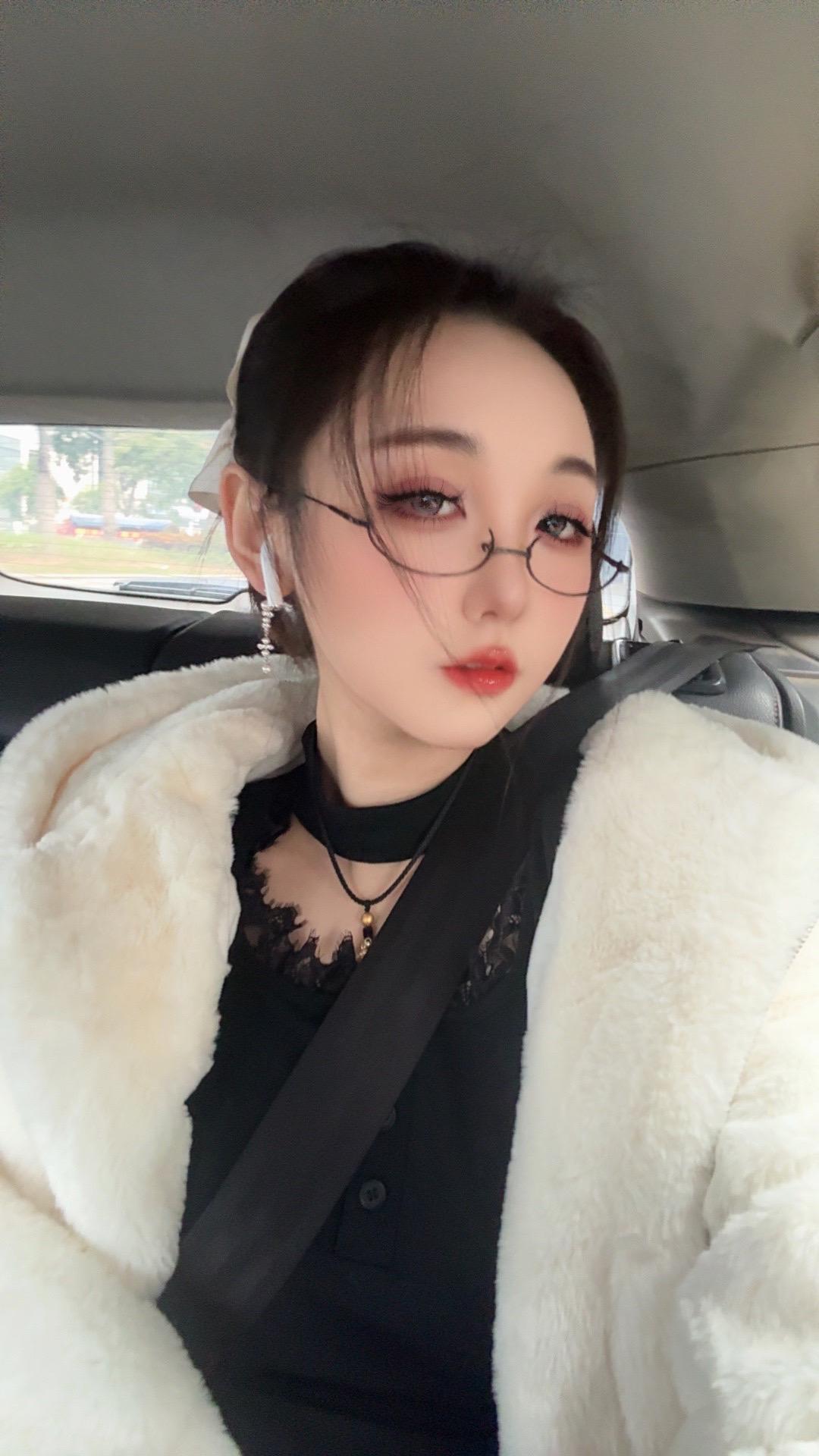 来 圣诞节和姐姐过～