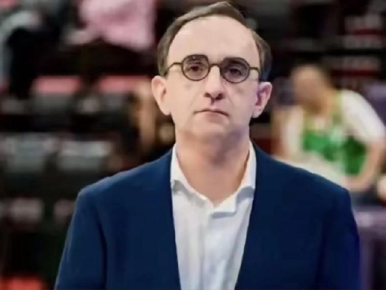 辽宁男篮最近两场球，都输给了不该输的对手。而且还是越输越惨，以至于昨晚对广州这场