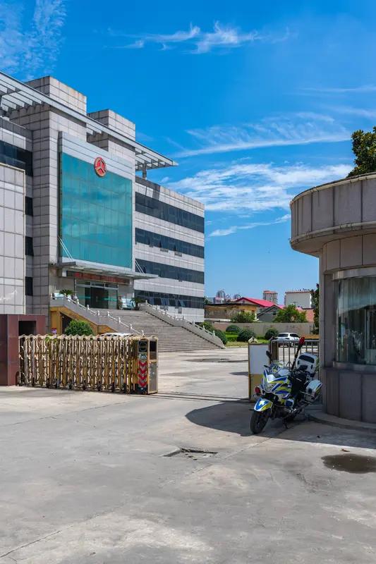 【石家庄裕华法院开展集中执行行动，对付欠钱不还硬核出手】

裕华法院开展集中执行