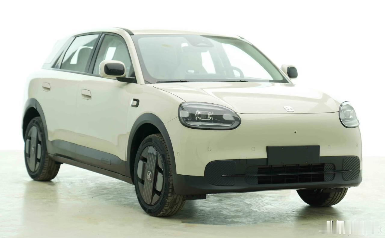 孙少军:奇瑞QQ 3也公示了！

就在刚才，孙小军找到了这个车最新的公示信息！