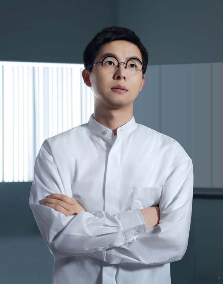 【王兴兴谈具身智能迎ChatGPT时刻】科创板日报17日讯，宇树科技创始人王兴兴