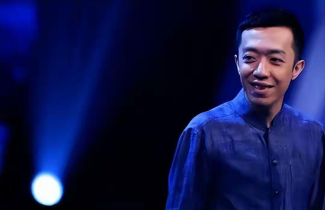 如果德云社真关门了，
民间相声谁能站出来？

如果有一天，德云社这块牌子真倒了，