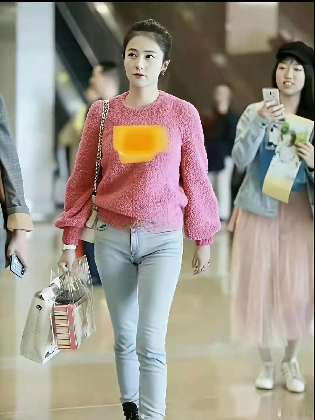 于正真的很有眼光，小透明时期的白鹿就已经很漂亮了 