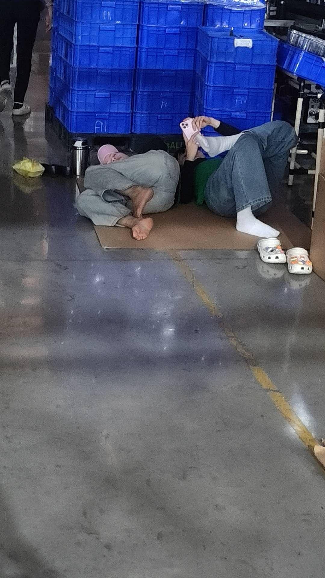 晒出你的本地生活：我儿子在越南拍回的图片，分享下越南打工人的生活，工间休息下，下