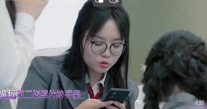 女推 不当沉默的大多数  至亲弟弟偷拍姐姐，家庭关系中的偷拍事件同样令人痛心，女