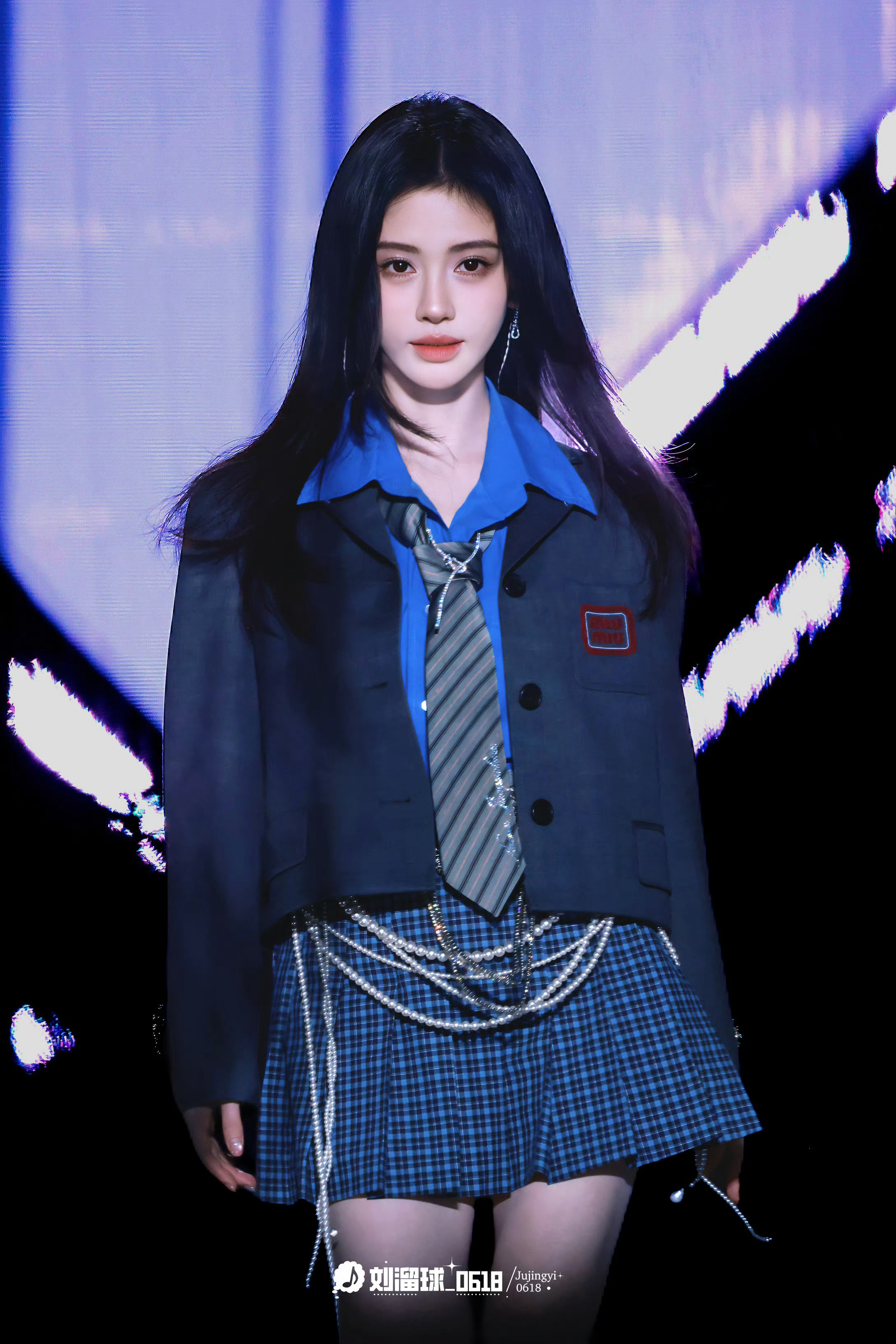 鞠婧祎唱的雨爱wok太好听了，鞠姐太有实力了 