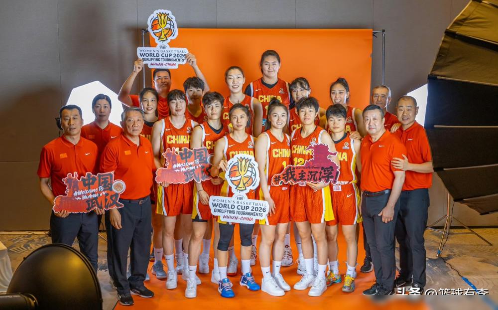 三分16中3，被对手投成筛子。中国女篮这晋级，拿得烫手。
看数据：外线命中率2