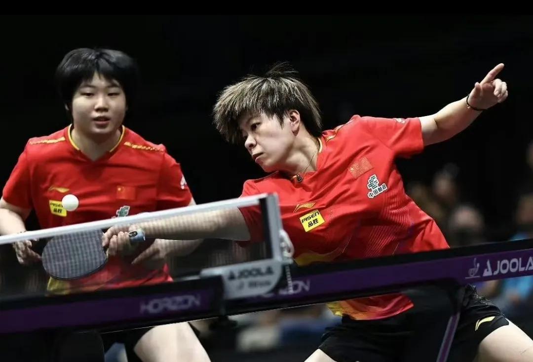 王艺迪/蒯曼3:2郑怡静/李昱谆晋级决赛！
WTT美国大满贯 女双半决赛，国乒组