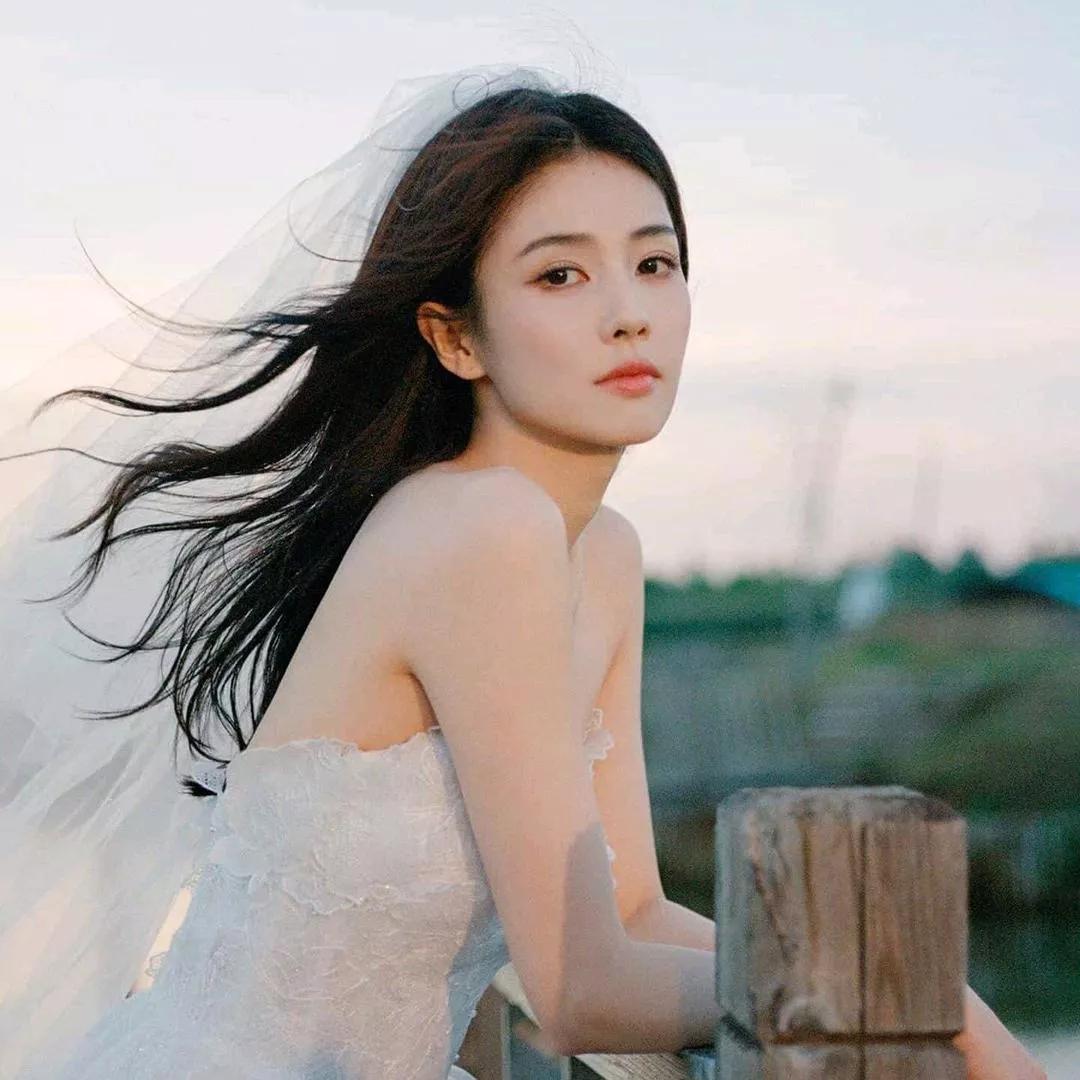 梦幻婚纱，仙气飘飘的浪漫时刻婚纱 新娘梦幻礼服 仙气飘飘婚纱 梦幻婚纱大片 梦幻